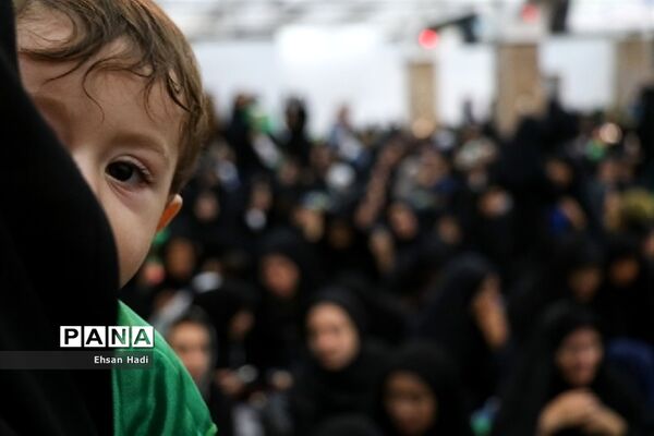 برگزاری باشکوه مراسم شیرخوارگان حسینی در مصلای مشهد