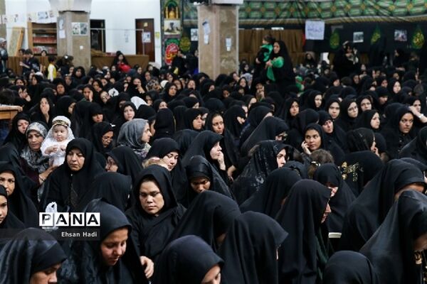 برگزاری باشکوه مراسم شیرخوارگان حسینی در مصلای مشهد