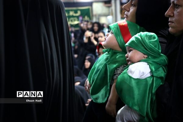 مراسم شیرخوارگان حسینی در مهدیه مشهد