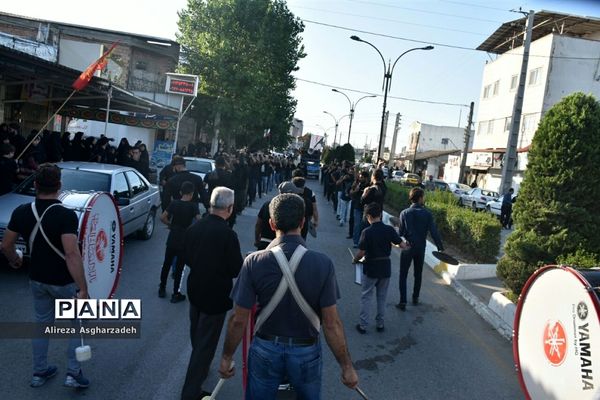 دسته‌روی عزاداران حسینی در امامزاده ابراهیم(ع) بابلسر