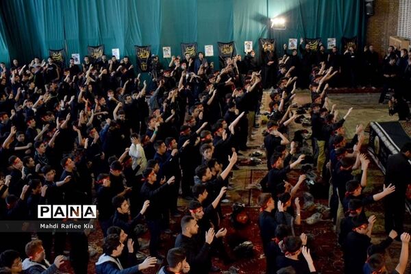 سوگواره دانش آموزی احلی من العسل در تبریز
