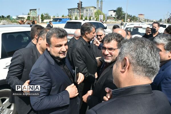 بازدید وزیر راه و شهرسازی از کمربندی فریدونکنار