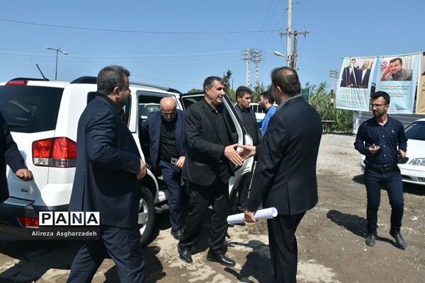بازدید وزیر راه و شهرسازی از کمربندی فریدونکنار