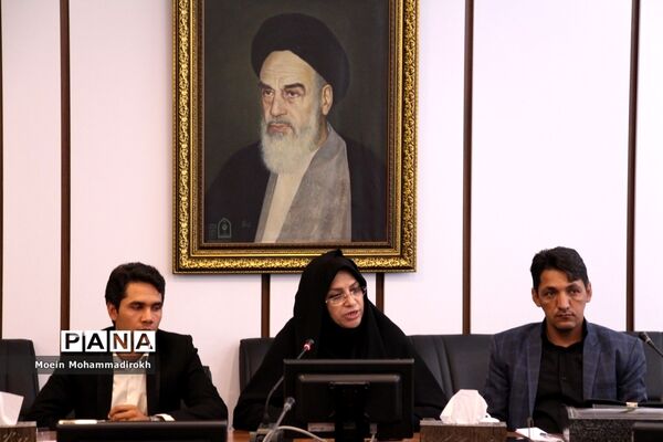 هفدهمین نشست شورای اسلامی خراسان رضوی با مسئولان آموزش و پرورش استان