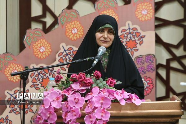 مراسم تقدیر از برگزیدگان کنکور98 شهر تهران