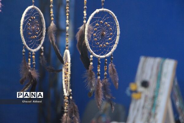 نمایشگاه هنری دست آفرین