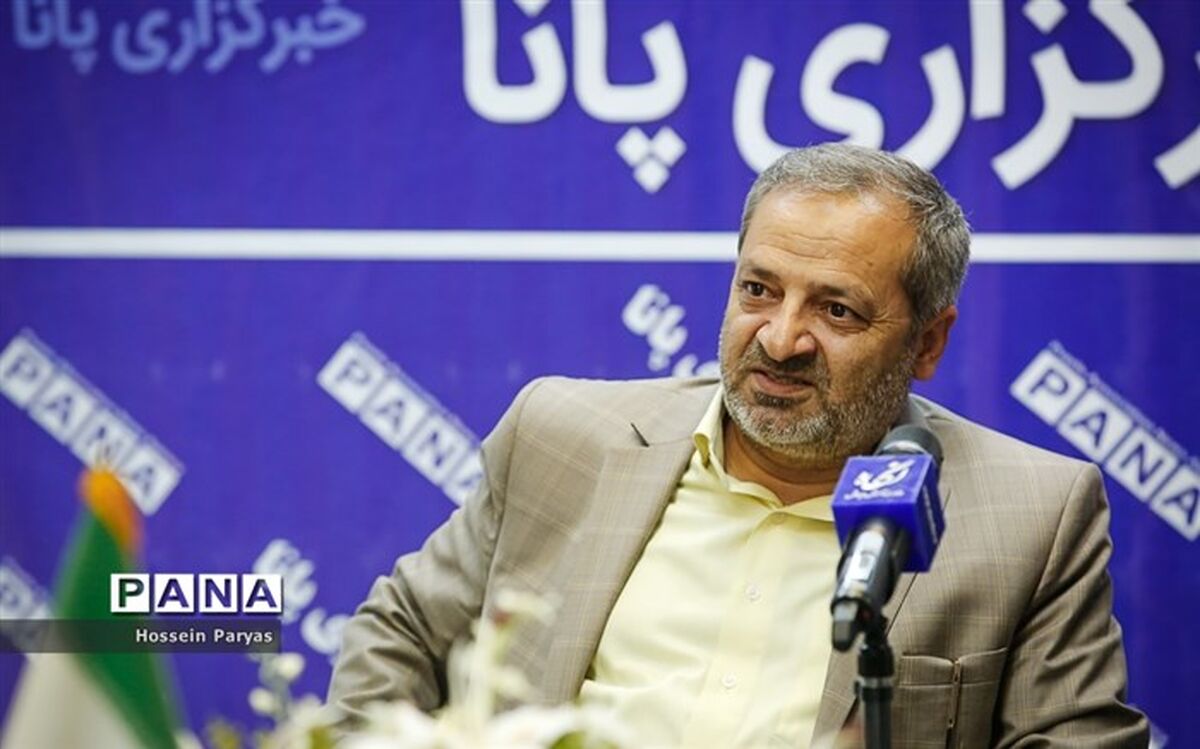 علیرضا کاظمی: قصد داریم 14 میلیون دانش‌آموز را تحت پوشش مشاوره ببریم