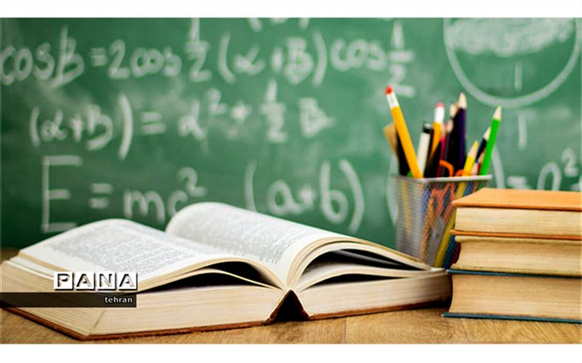 تجلی نور و مهربانی با دستان یک مدیرمدرسه