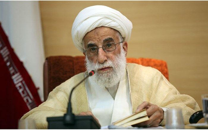رئیس مجلس خبرگان رهبری بر مبارزه قاطع با فساد تاکید کرد