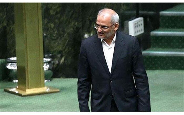 حاجی میرزایی برنامه‌هایش را در کمیسیون آموزش ارائه کرد