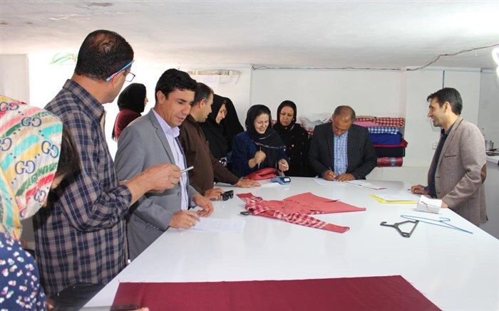 کارشناس سازمان دانش آموزی آموزش و پرورش بویراحمد: والدین جهت تهیه لباس فرم دانش آموزی  ازطریق مدارس محل تحصیل فرزندان  خود اقدام نمایند