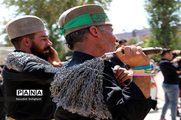 عزاداری هیات قشقایی‌های مقیم شیراز در ظهر تاسوعای حسینی