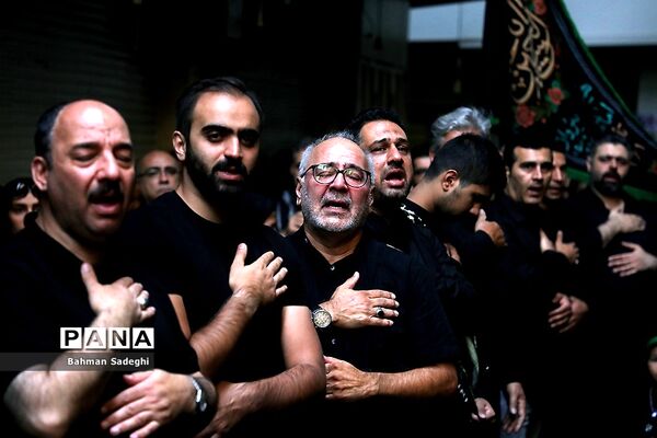 عزاداری تاسوعای حسینی در بازار تهران