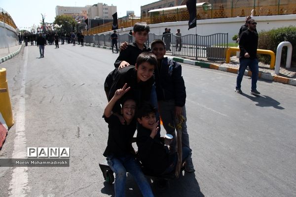 مراسم عزاداری روز تاسوعا در مشهد مقدس