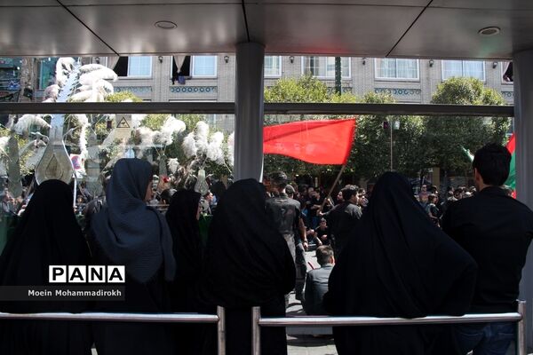 مراسم عزاداری روز تاسوعا در مشهد مقدس