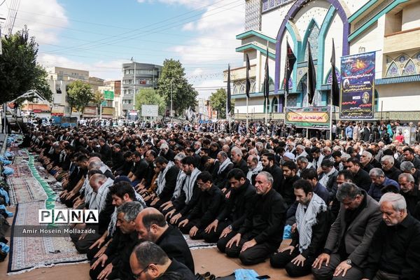 نماز ظهر عاشورا در ارومیه