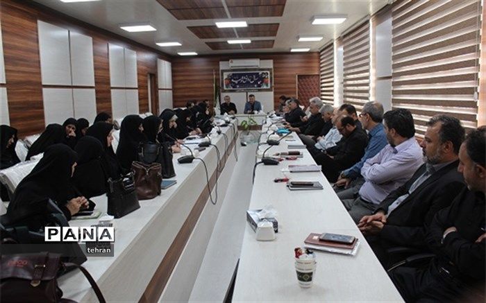 مدیران، مسئول توسعه حرفه‌ای مدارس‌اند