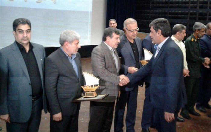 آموزش و پرورش هرمزگان برگزیده جشنواره شهید رجایی استان شد