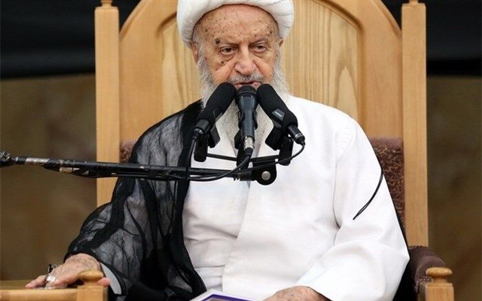 آیت‌الله مکارم شیرازی: ازدواج کمتر از 13 سال باطل است
