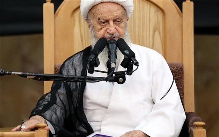 آیت‌الله مکارم شیرازی: ازدواج کمتر از 13 سال باطل است