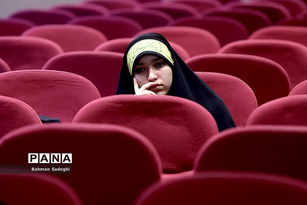 افتتاحیه  سیزدهمین کنگره اتحادیه انجمن‌های اسلامی دانش‌آموزان