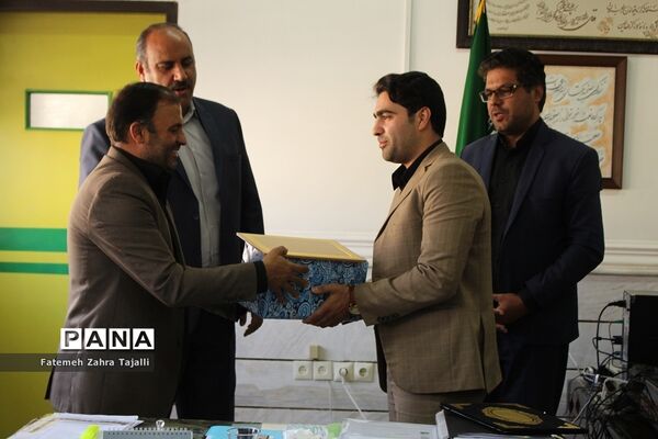آیین تودیع و معارفه مدیر سازمان دانش آموزی شهرستان سمنان