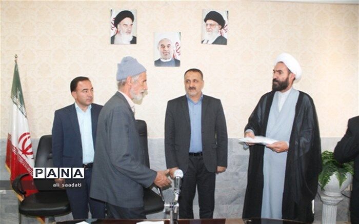 نیروهای خدوم پشتیبانی به معنای واقعی در عرصه تعلیم و تربیت کریمان مدارس هستند