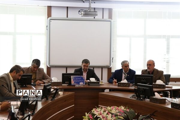 نشست شورای برنامه‌ریزی سازمان دانش‌آموزی خراسان رضوی