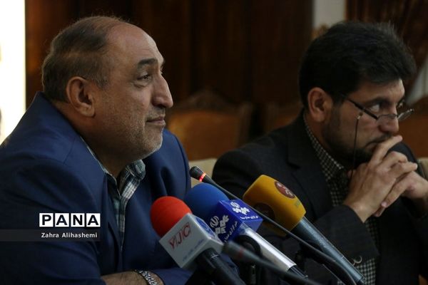 آیین رونمایی و الصاق نمادین برچسب سرویس مدارس شهر تهران