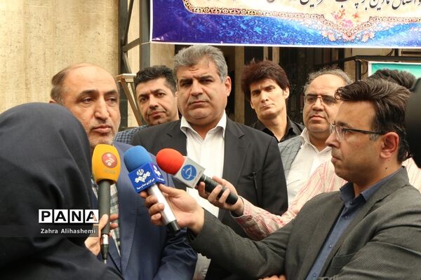 آیین رونمایی و الصاق نمادین برچسب سرویس مدارس شهر تهران
