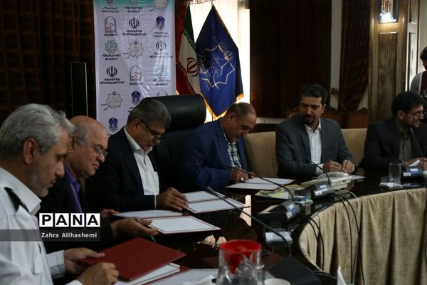 آیین رونمایی و الصاق نمادین برچسب سرویس مدارس شهر تهران