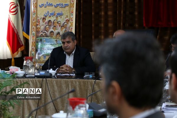 آیین رونمایی و الصاق نمادین برچسب سرویس مدارس شهر تهران