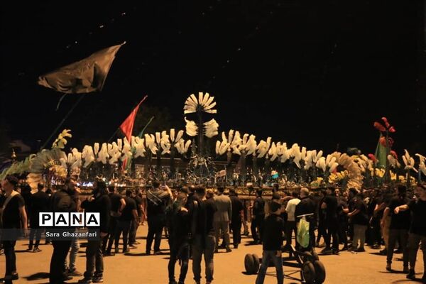 آیین علم‌کشی درشب هفتم شهادت امام حسین (ع) در  ساری