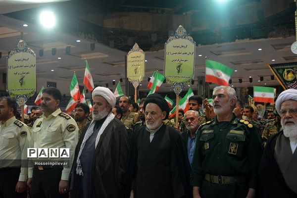 مراسم لبیک یا خامنه‌ای در شهرستان بیرجند