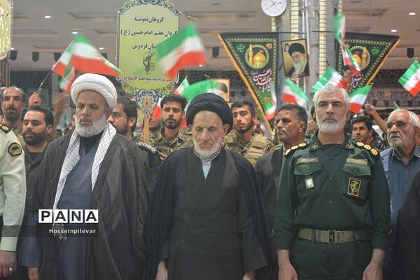 مراسم لبیک یا خامنه‌ای در شهرستان بیرجند