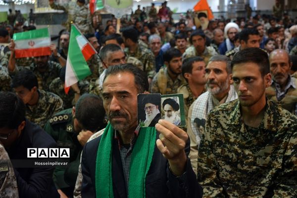 مراسم لبیک یا خامنه‌ای در شهرستان بیرجند