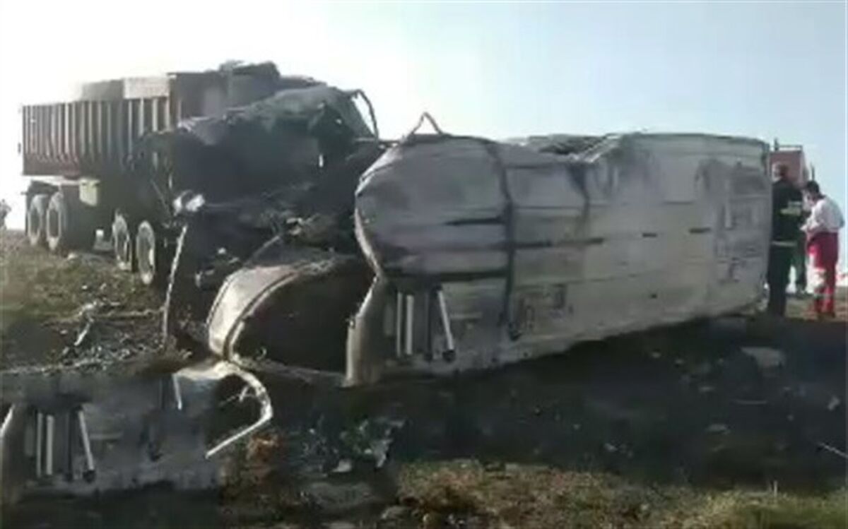 سحرگاه مرگ در جاده