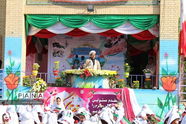برگزاری آیین جشن شکوفه‌ها در مدرسه دخترانه شایستگان ناحیه 3 کرج