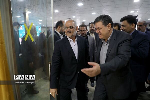 اولین گردهمایی مشترک مدیران ارشد ستادی و استانی دانشگاه فرهنگیان