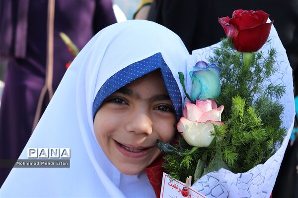 برگزاری جشن روز شکوفه ها در آباده