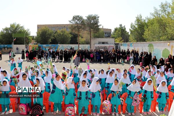 برگزاری جشن روز شکوفه ها در آباده