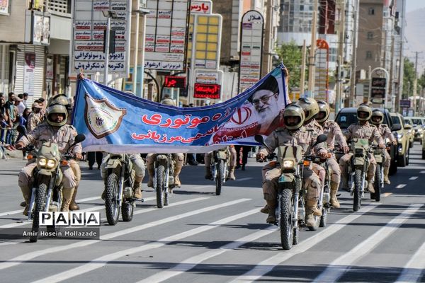 رژه نیروهای مسلح در ارومیه