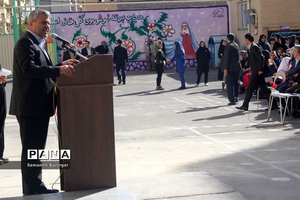 مراسم جشن شکوفه‌ها و غنچه‌ها در تبریز