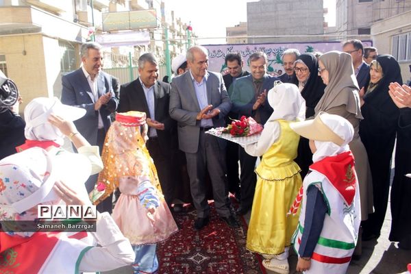 مراسم جشن شکوفه‌ها و غنچه‌ها در تبریز