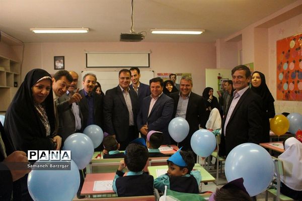 مراسم جشن شکوفه‌ها و غنچه‌ها در تبریز