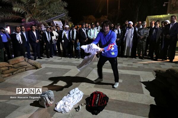 افتاحییه نمایشگاه دفاع مقدس در جزیره کیش