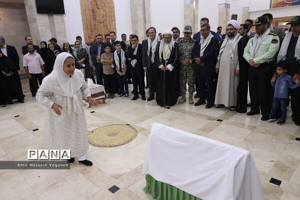 افتاحییه نمایشگاه دفاع مقدس در جزیره کیش