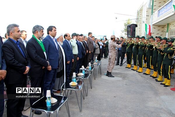 طنین زنگ مهر و مقاومت در مدارس یزد