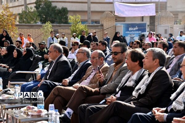 آیین استانی نواختن زنگ مهر و زنگ ایثار و شهادت در ناحیه 7 مشهد
