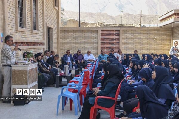 افتتاح آموزشگاه 14 کلاسه شایستگان لامرد